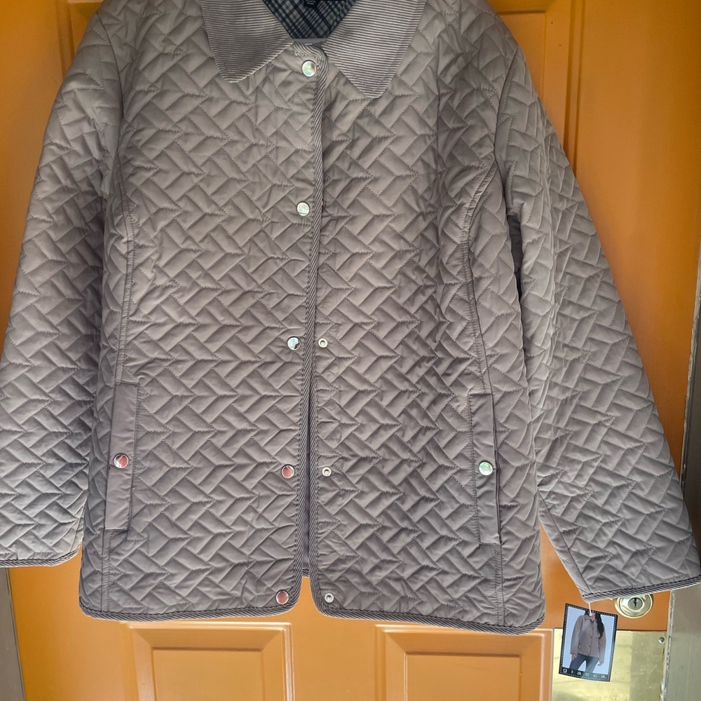 Quilted Women's Jacket in Brown